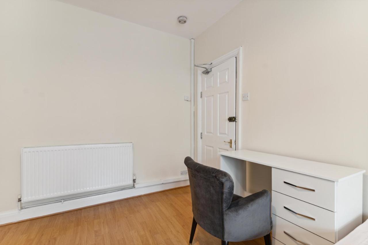 Beautiful Cozy Room Londres Exterior foto